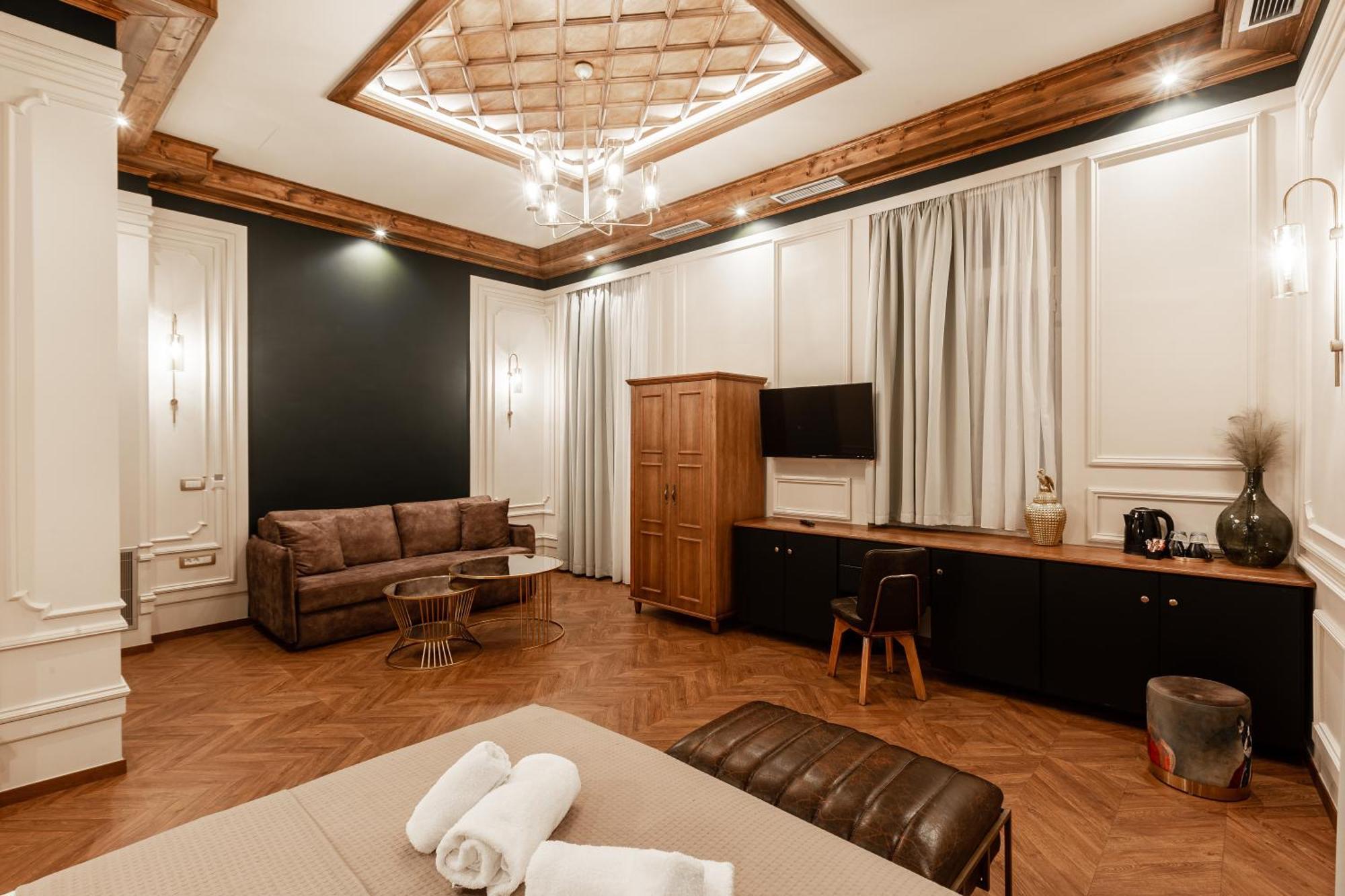 King Othon Boutique Hotel นาฟปลิโอ ภายนอก รูปภาพ