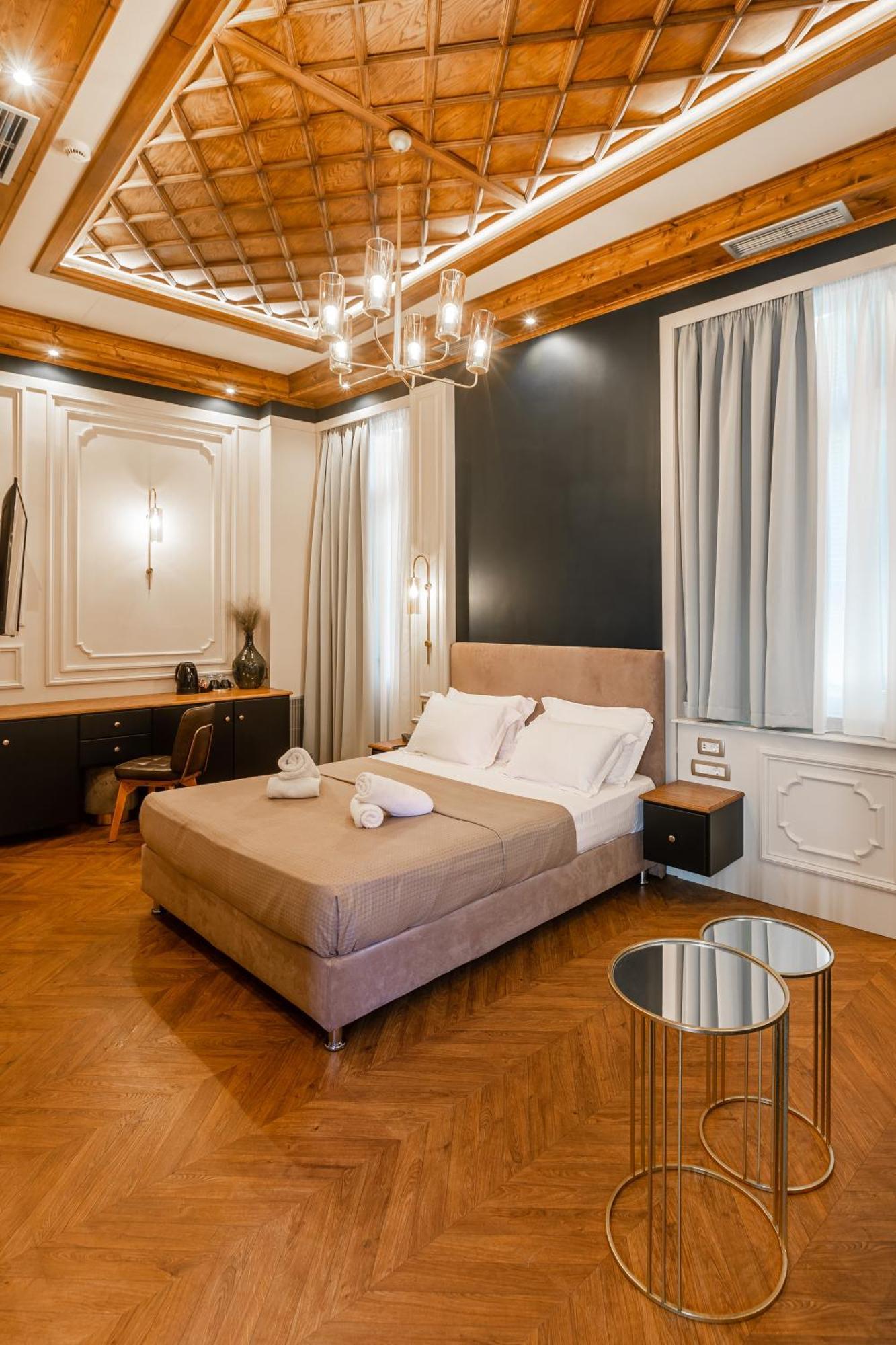 King Othon Boutique Hotel นาฟปลิโอ ภายนอก รูปภาพ