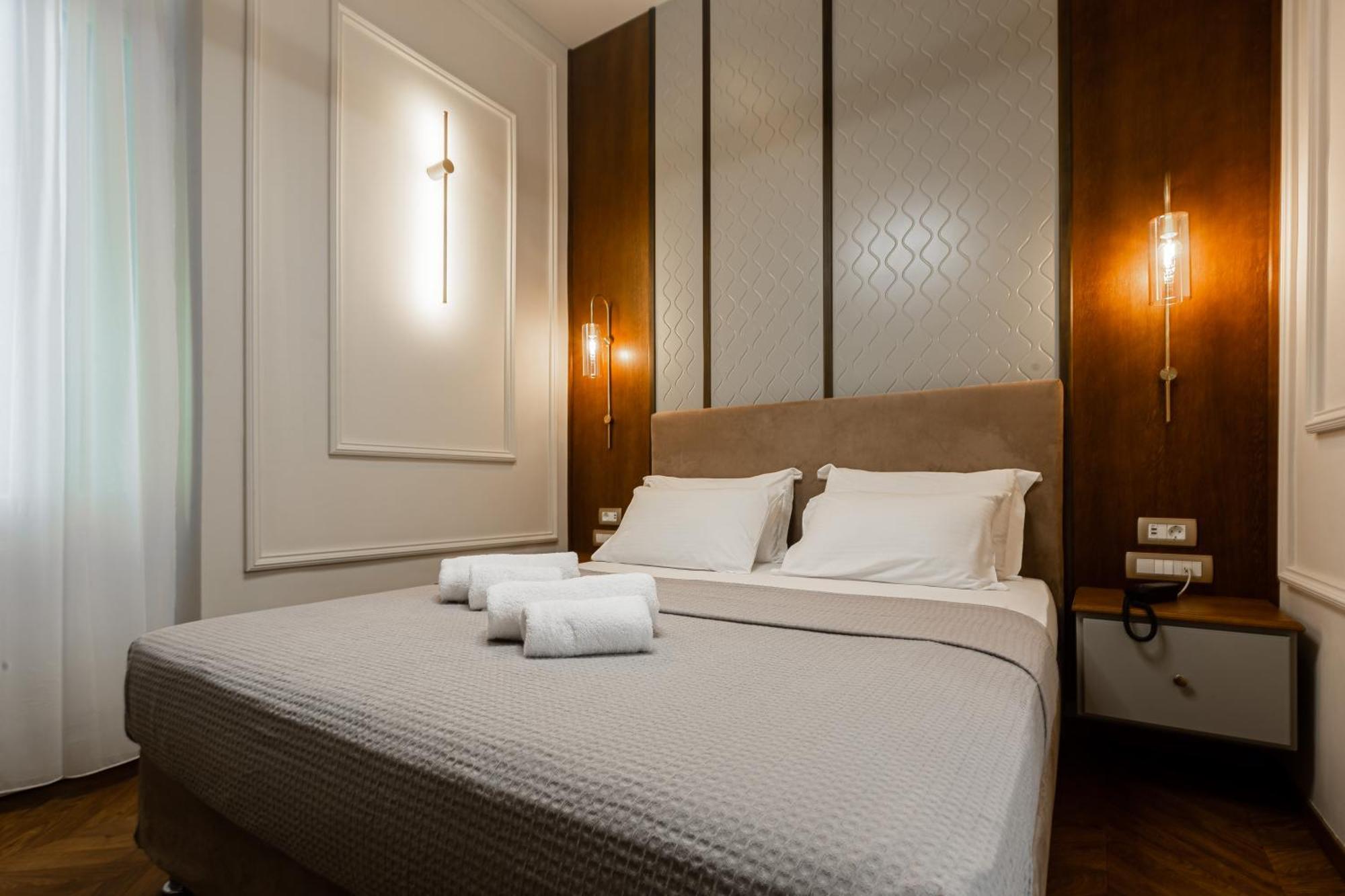 King Othon Boutique Hotel นาฟปลิโอ ภายนอก รูปภาพ