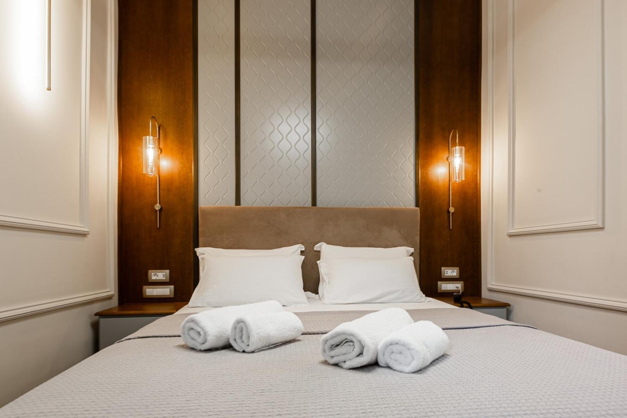 King Othon Boutique Hotel นาฟปลิโอ ภายนอก รูปภาพ